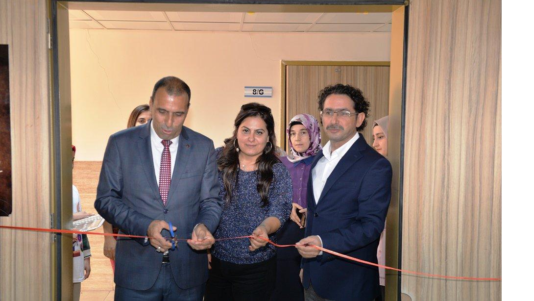 Şehit Mehmet Ali Sarak Ortaokulu TÜBİTAK 4006 Bilim Fuarı açılışı yapıldı