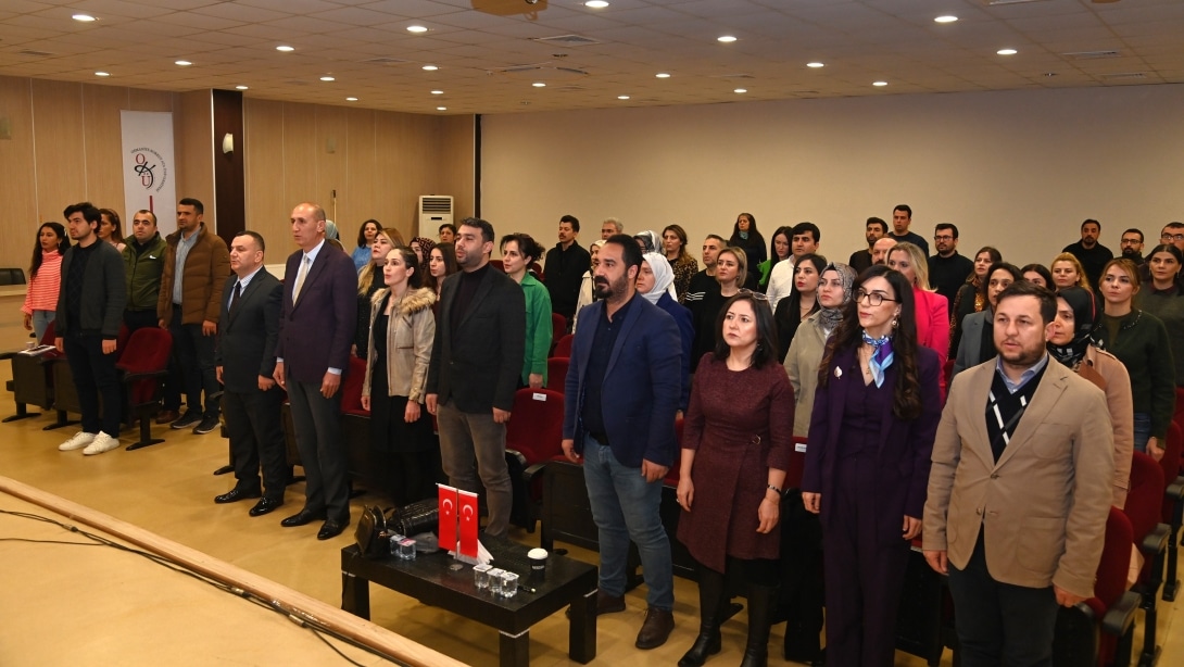 TÜBİTAK Öğretmen Eğitimleri OKÜ Konferans Salonunda Başladı